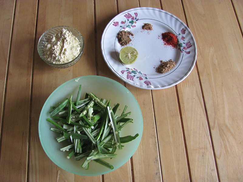 Kurkuri Bhindi Ingredients