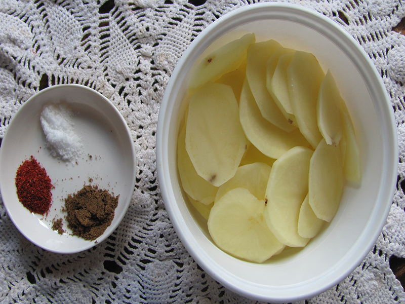 Spicy Potato Wafers Ingredients